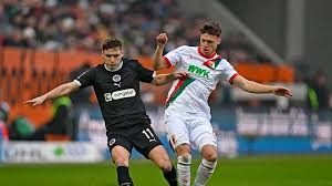 没点球！迈阿密禁区内头球顶到对方手臂裁判未吹罚，苏牙抱怨染黄